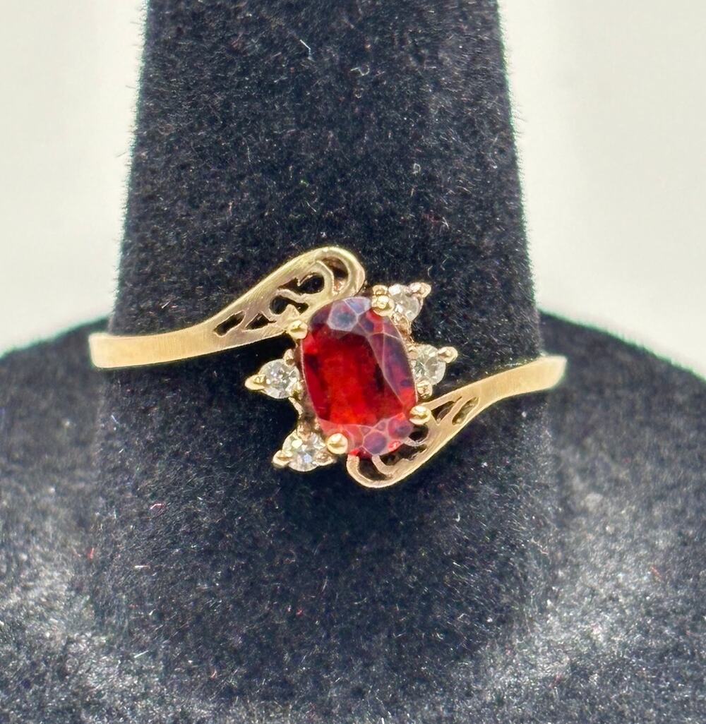 10K Solid Yellow Gold Garnet Diamond Ring Size 7.5 #78151